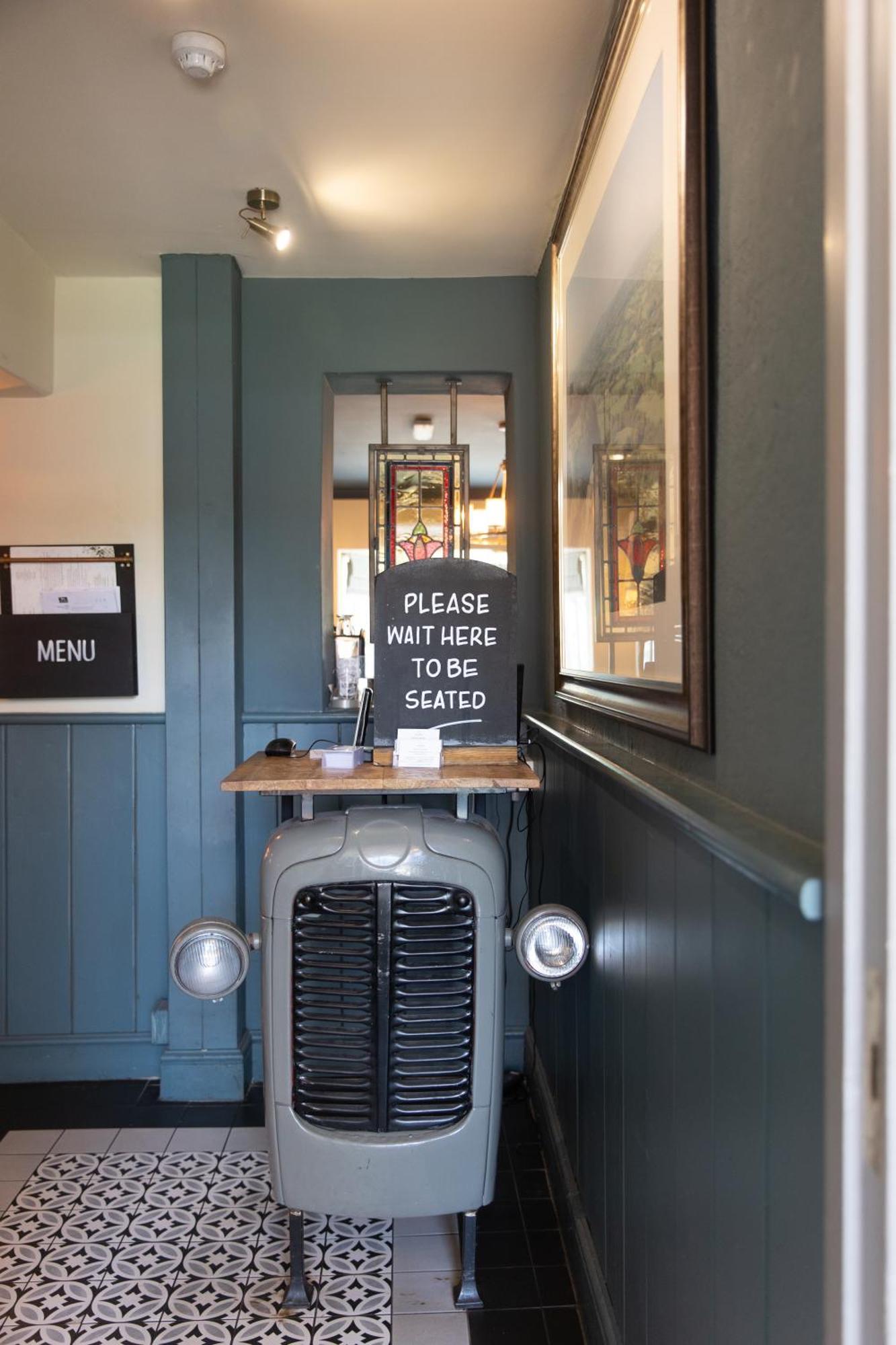 The Dog In Over Peover Knutsford Bagian luar foto